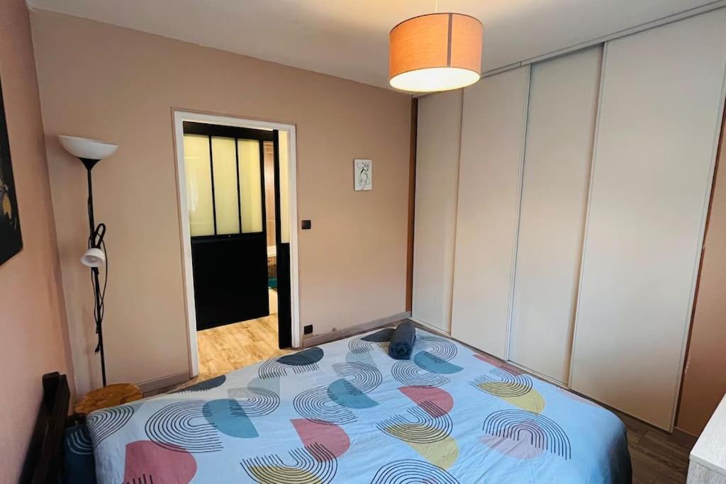 Appartement Proche Centre Ville Avec Parking Gratuit Анси Экстерьер фото